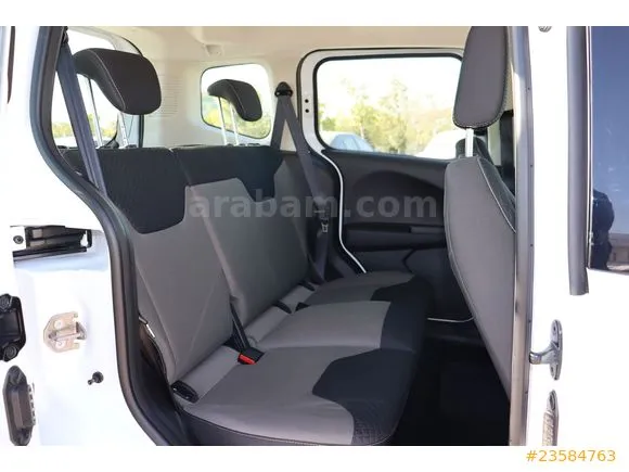 Ford Tourneo Courier 1.5 TDCi Delux Image 7